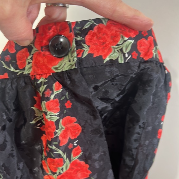 90s WORTHINGTONSILKY FLORAL PRINT MIDI SKIRT size medium - Picture 5 of 5